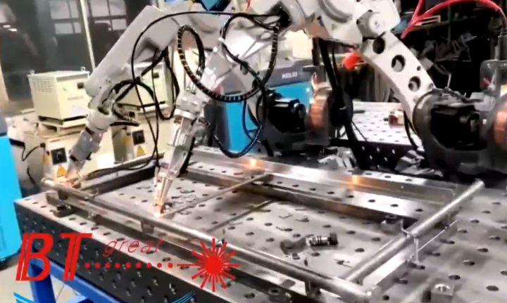 机器人激光焊机焊接钢管